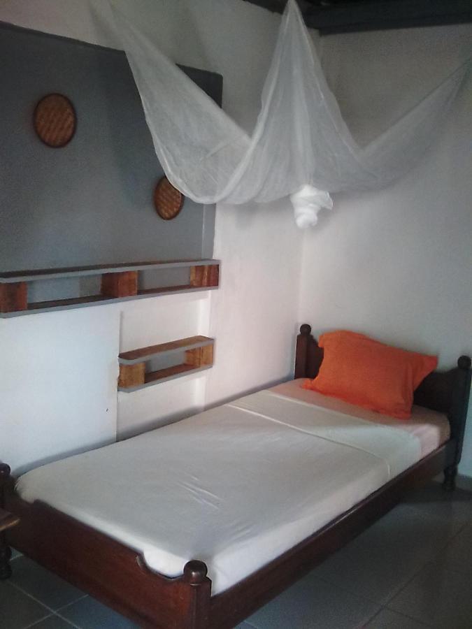 Cathy Patrick Hotel Foulpointe Ngoại thất bức ảnh