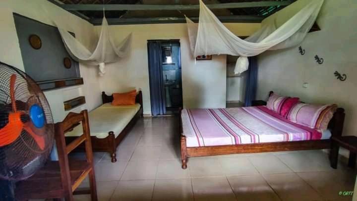 Cathy Patrick Hotel Foulpointe Ngoại thất bức ảnh